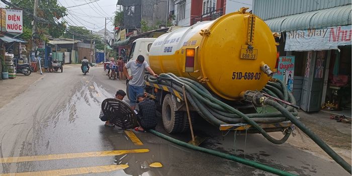 Hút bể phốt tại Quang Trung 1