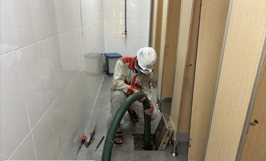 hút bể phốt tại Dịch Vọng 1