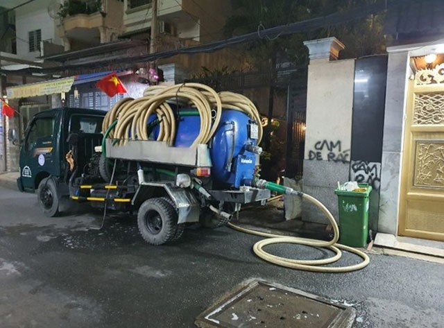 hút bể phốt tại Phú Diễn 2
