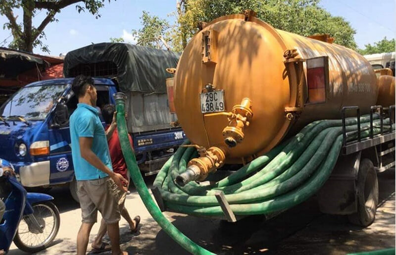 Hút bể phốt ở Xuân Tảo 1
