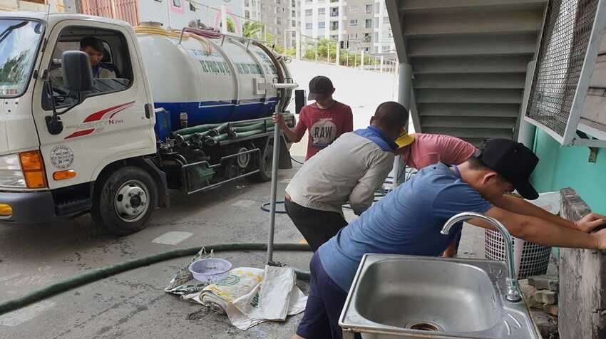 Hút hầm cầu tại quận 2 01