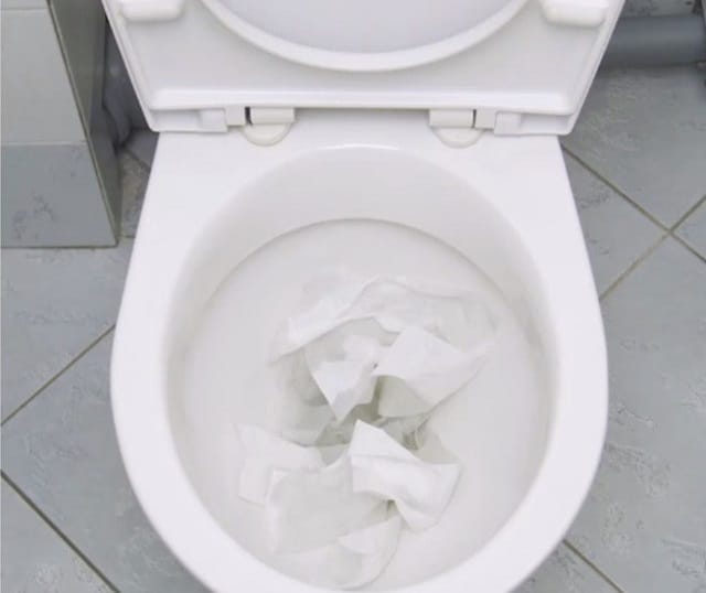 cách thông ống thoát khí bể phốt